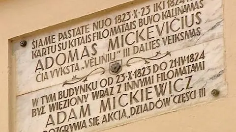 Premier: do zapisu polskich nazwisk potrzebna wola polityczna