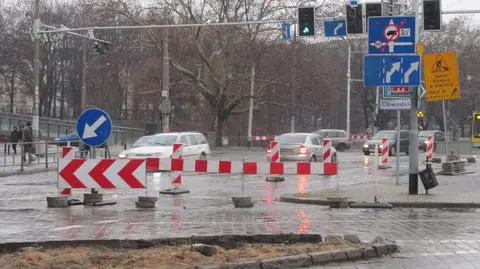 Ignorują nowe znaki. "Kobieta wyjechała nam w radiowóz"