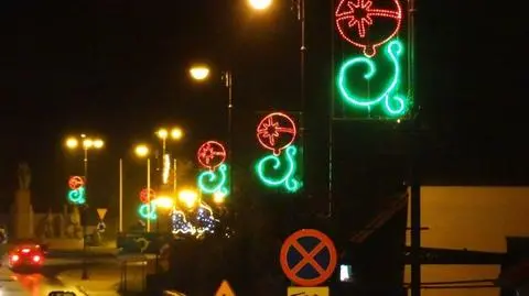 Pomorze: Świąteczne ozdoby powiesili "do góry nogami"