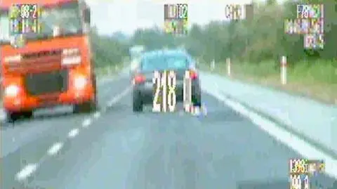 Pirat pędził 218 km/h