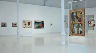 Widok wystawy „Andrzej Wróblewski. Verso / reverso”, Museo Nacional Centro de Arte Reina Sofía - Palacio de Velázquez 