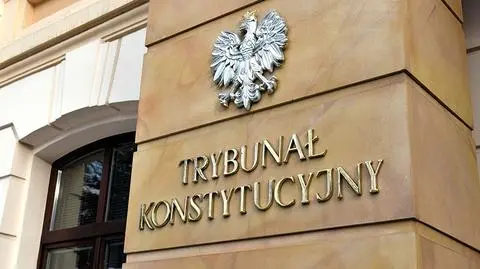 Pismo poza trybem. Wyrok w sprawie nowej KRS odroczony