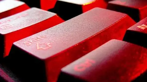 12 milionów komputerów pod jednym klawiszem