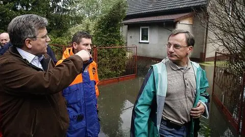 Komorowski dobry w sondażach