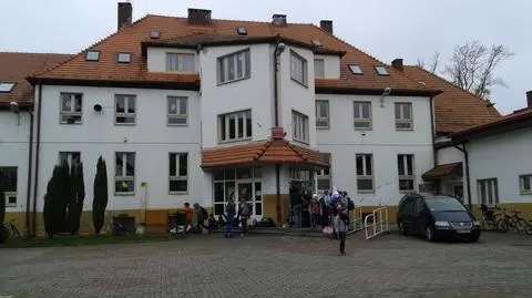 Agitacja wyborcza w szkole? Dyrektor: "Dostaliśmy polecenie od pani wójt"