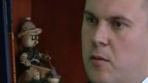 Po prowokacji TVN-u bije się w piersi i odchodzi