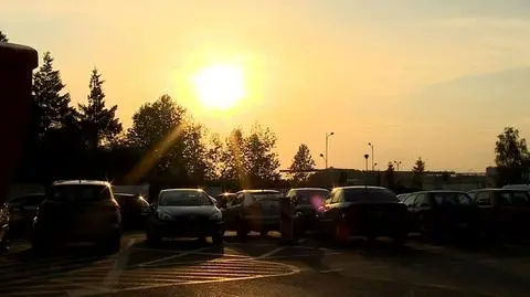 "Wybicie szyby to działanie w stanie wyższej konieczności". We wtorek 3 dzieci uwięzionych w autach