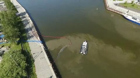 Nadmiar ścieków awaryjnie zrzucany do Motławy 