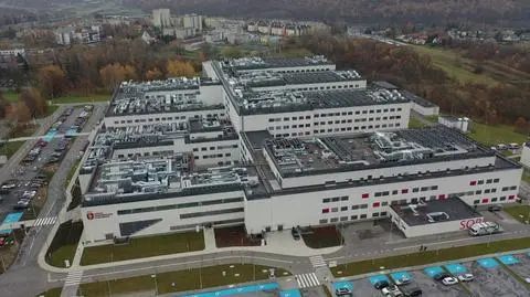 Poland. 200 patients move to a brand new hospital in Cracow