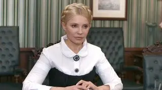Była premier ciągle próbuje walczyć z władzami