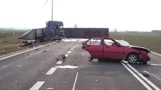 Wypadek na krajowej "94". Dwie osoby nie żyją