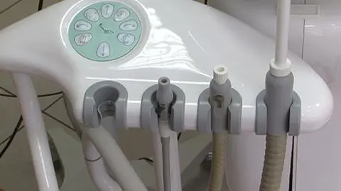 Dentystka oszukiwała Narodowy Fundusz Zdrowia? Grozi jej 8 lat więzienia 