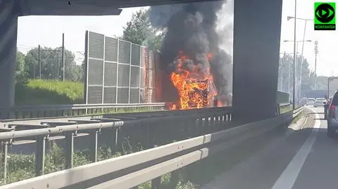 Tir spłonął na A4. Naprawa drogi potrwa kilka dni