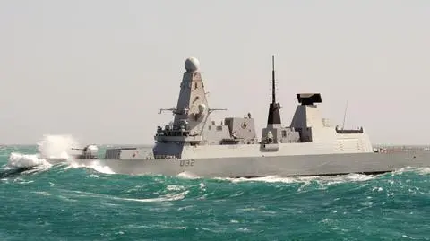 Brytyjskie siły zbrojne chcą się modernizować i potrzebują pieniędzy