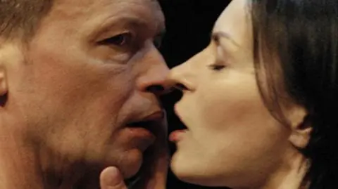 24 sposoby na nie-nudę w teatrze