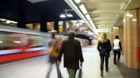 Warszawa. Plany w metrze pokazały drogę do tajnego kompleksu policji