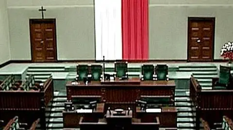 Hańba, hańba, hańba 

 PiS opuszcza obrady
