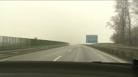 Mgła ustępuje z nad A4