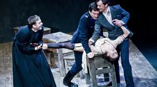 Sztuka "Nasza Klasa" Tadeusza Słobodzianka na scenie Teatru Dramatycznego m. st. Warszawy
