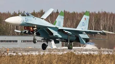 Rosyjskie 
Su-27 uziemione po katastrofie