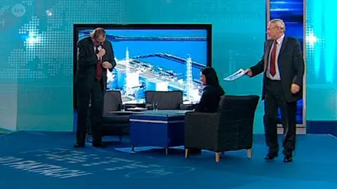 "Kto panu dał tytuł, wieśniakowi jednemu?"