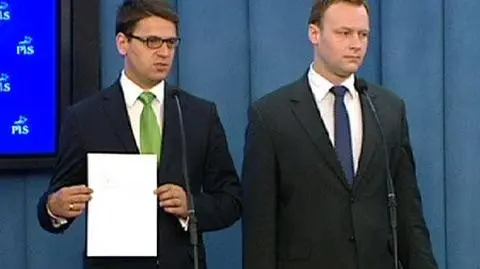 PiS: Odwołać Niesiołowskiego z komisji obrony