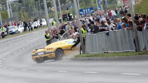 Wjechał w tłum na Gran Turismo - biegli: auto było sprawne, winny Norweg 
