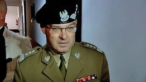 Niewygodny generał inwigilowany?
