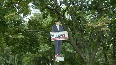 Cardboard likeness of Artur Gierada, Civic Platform MP, was hanged from a tree (video from April 30)