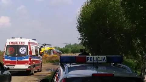 Policjanci znaleźli samochód nad rzeką 