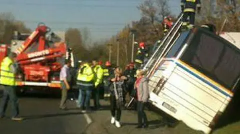 Zmarła kobieta ranna 
 w wypadku autokaru