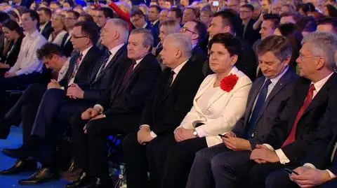 Law nad Justice&#039;s chairman, Jarosław Kaczyński enjoys an unequivocal support from party members