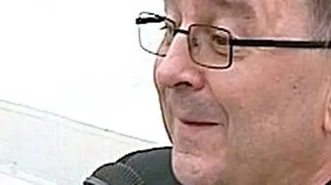 Życiński: in vitro to nie kwestia prywatnych marzeń