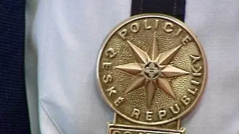 Policjant napadał na banki. W przebraniach