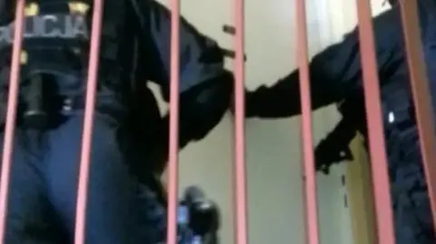 Pozorowali wypadki drogowe. Wyłudzili 4 mln zł