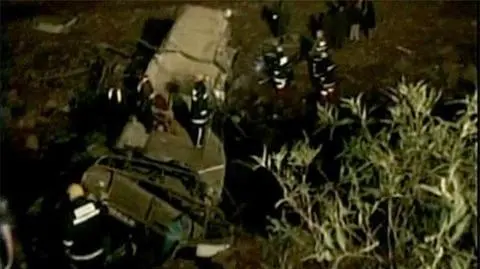 Autobus spadł w wąwóz. 25 osób nie żyje