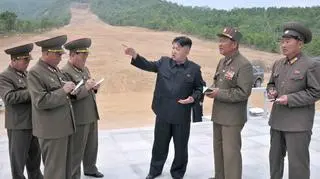 W maju Kim Dzong Un nakazał armii przyspieszyć z budową zimowego miasteczka