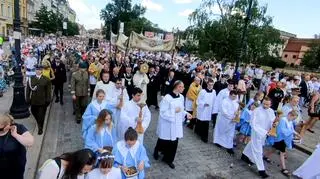 Głównym elementem obchodów Bożego Ciała są procesje eucharystyczne