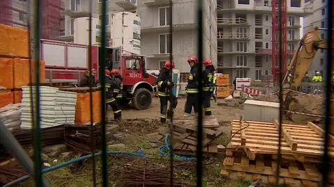 Ciało na podeście żurawia. "To operator". Trwają oględziny