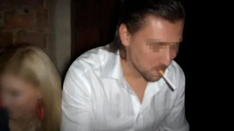 Agent Tomek 
w sądzie. W kominiarce