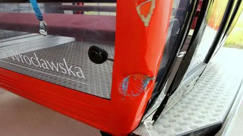 Kolejka przewoziła nad Odrą studentów. "Zahaczył o nią dźwig"