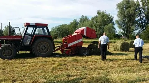 16-latek zginął w prasie rolniczej 