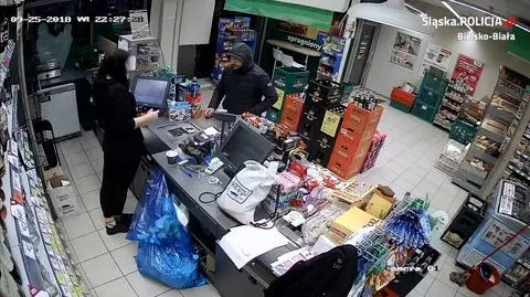 Napad z nożem na sklep