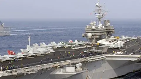 Amerykańska flota płynie do Chin na indyka