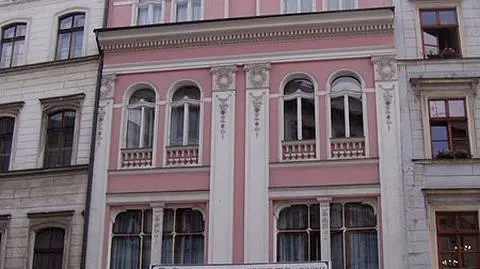 Przegląd Prasy: Zamkną Dom Polonii? Brakuje pieniędzy