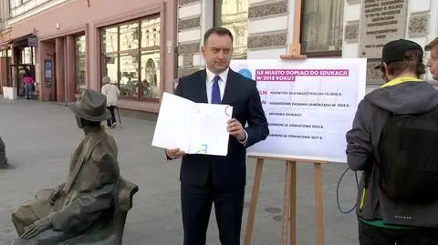 "Minister obiecuje, ale pieniędzy nie ma". Samorządowcy o podwyżkach