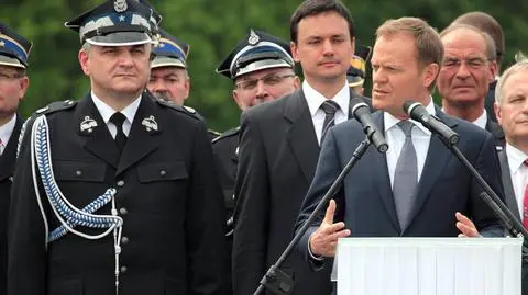 Premier w Dniu Strażaka mówi o podwyżkach
