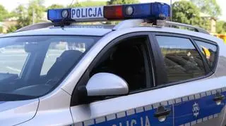 Policjanci sprawdzają, dlaczego doszło do wypadku 