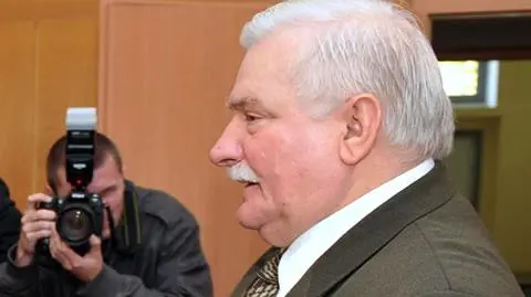 Wałęsa mówi "nie" usunięciu krzyża