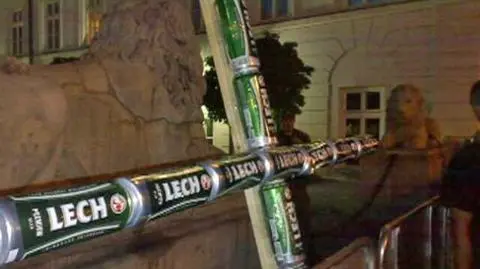 Śledztwo ws. krzyża z puszek umorzone